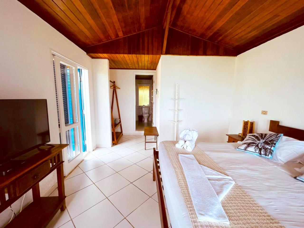 Velinn Pousada 8 Ilhas Ilhabela Buitenkant foto