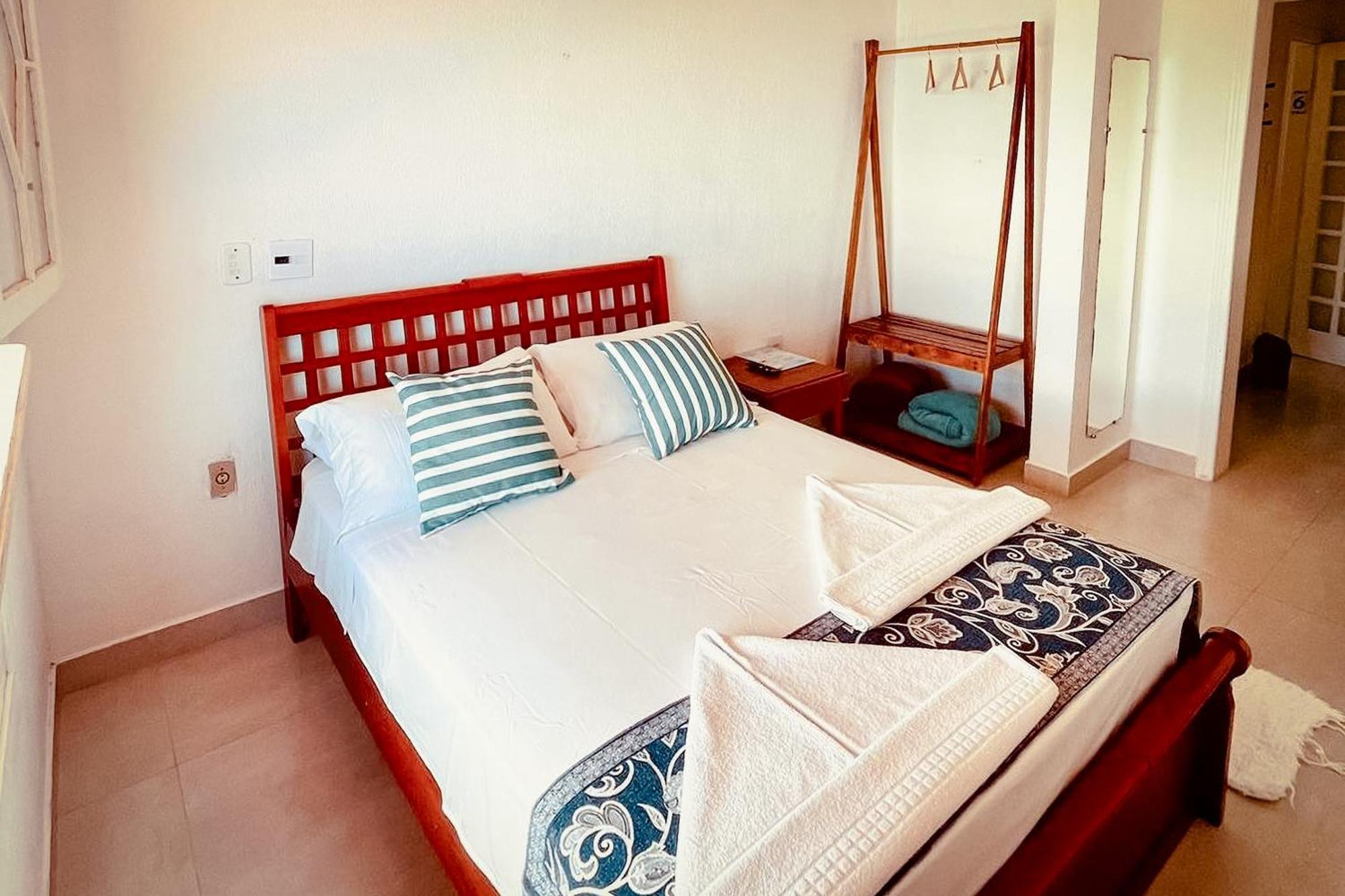 Velinn Pousada 8 Ilhas Ilhabela Kamer foto